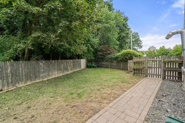 92 Allison St, Newton, MA 02458