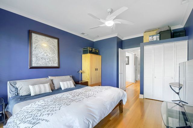 942 W Belle Plaine Avenue 3E, Chicago, IL 60613