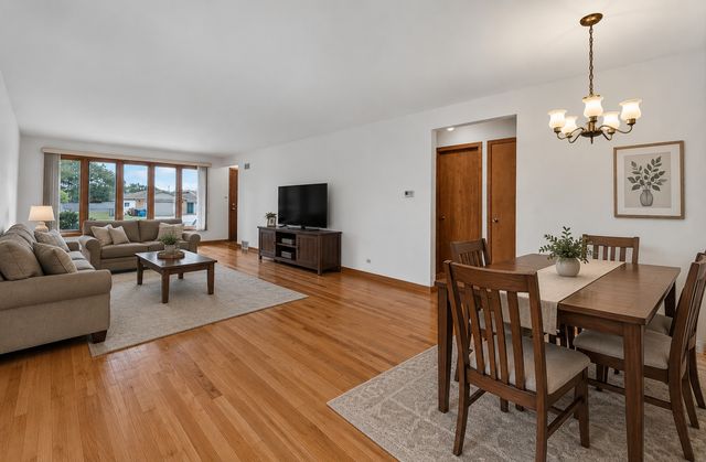 4155 W 118th Place, Alsip, IL 60803