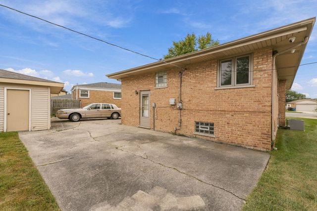 4155 W 118th Place, Alsip, IL 60803
