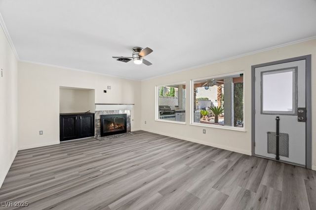 8420 Haven Brook Court, Las Vegas, NV 89128