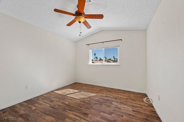 8420 Haven Brook Court, Las Vegas, NV 89128