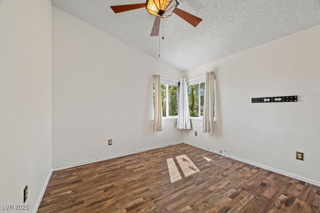 8420 Haven Brook Court, Las Vegas, NV 89128