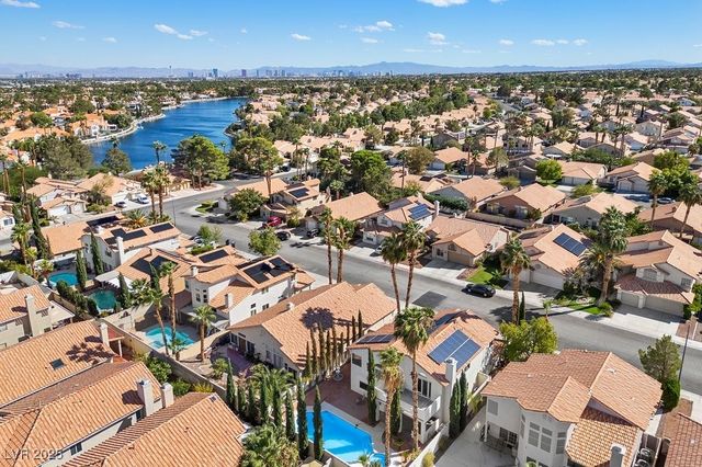 8420 Haven Brook Court, Las Vegas, NV 89128