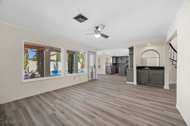 8420 Haven Brook Court, Las Vegas, NV 89128