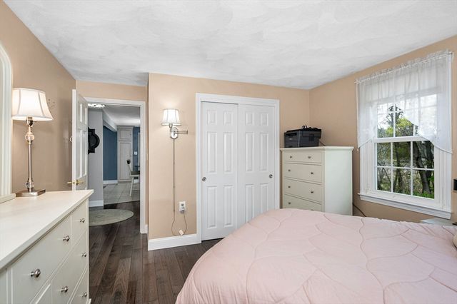 71 Mollie Drive, Tewksbury, MA 01876