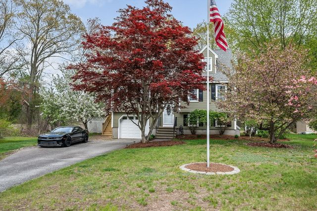 71 Mollie Drive, Tewksbury, MA 01876