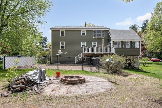 71 Mollie Drive, Tewksbury, MA 01876