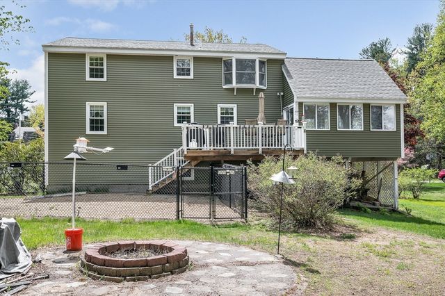 71 Mollie Drive, Tewksbury, MA 01876
