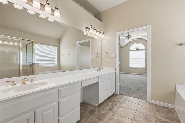 944 Hedgcoxe Road, Plano, TX 75025