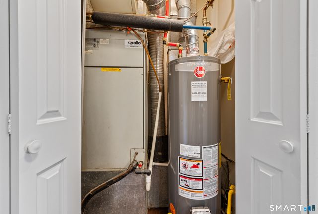 1690 Dixwell Avenue C8, Hamden, CT 06514