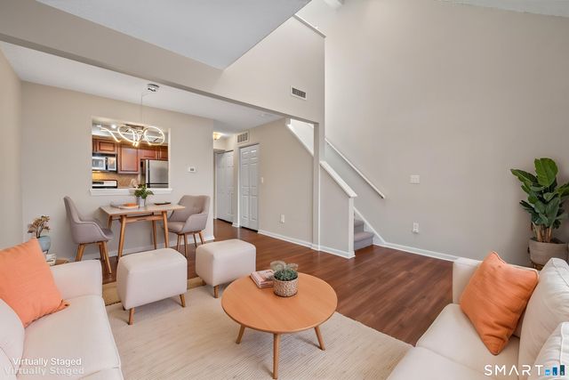 1690 Dixwell Avenue C8, Hamden, CT 06514