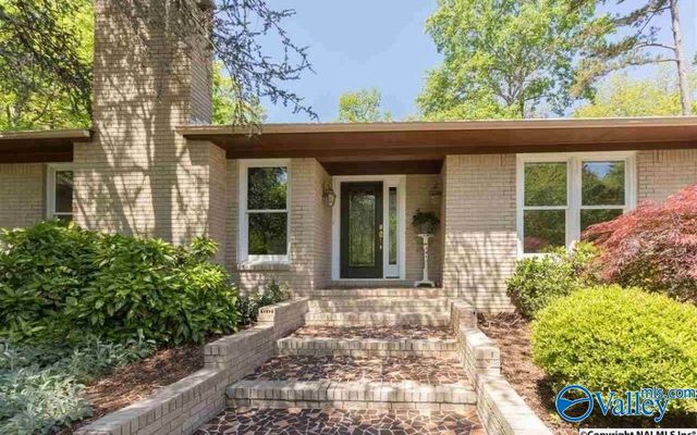 121 Bridlewood Drive, Gadsden, AL 35901