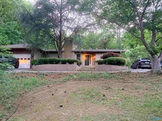 121 Bridlewood Drive, Gadsden, AL 35901