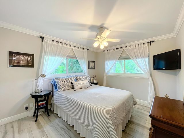 3060 Holiday Springs Boulevard 312, Margate, FL 33065