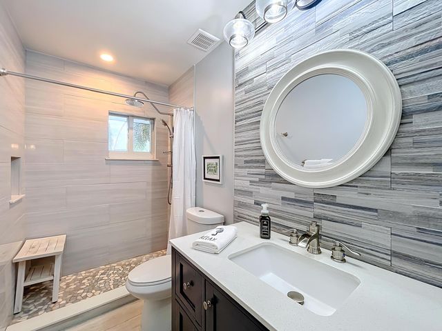 3060 Holiday Springs Boulevard 312, Margate, FL 33065