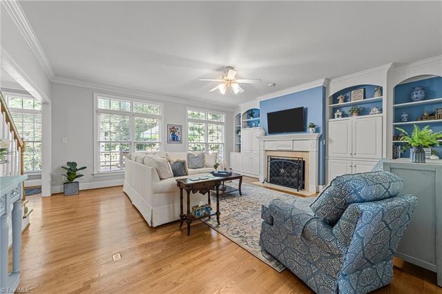 5930 Tarleton Drive, Oak Ridge, NC 27310