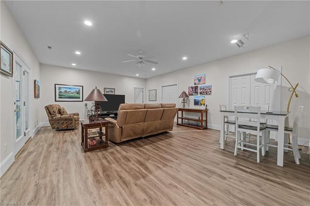 5930 Tarleton Drive, Oak Ridge, NC 27310