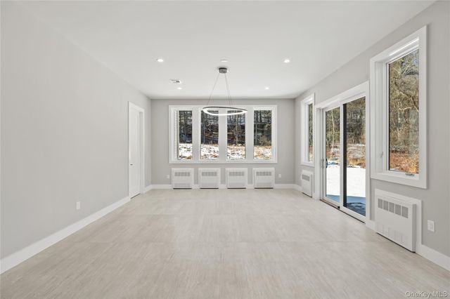 6 Argo Lane, Monsey, NY 10977