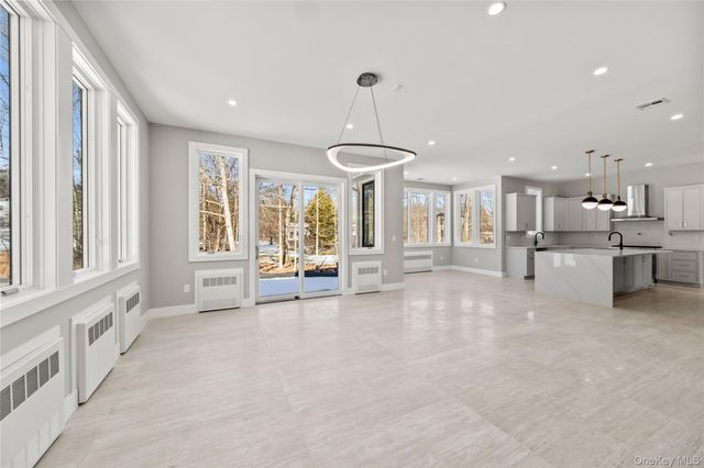 6 Argo Lane, Monsey, NY 10977