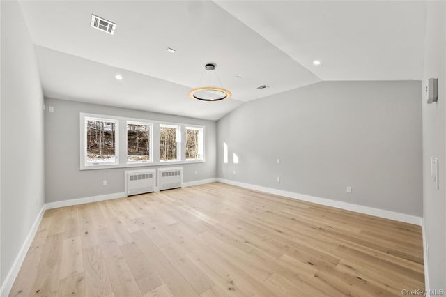 6 Argo Lane, Monsey, NY 10977