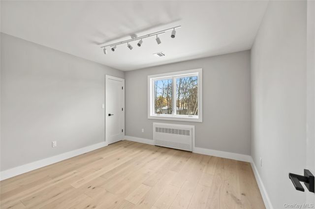 6 Argo Lane, Monsey, NY 10977