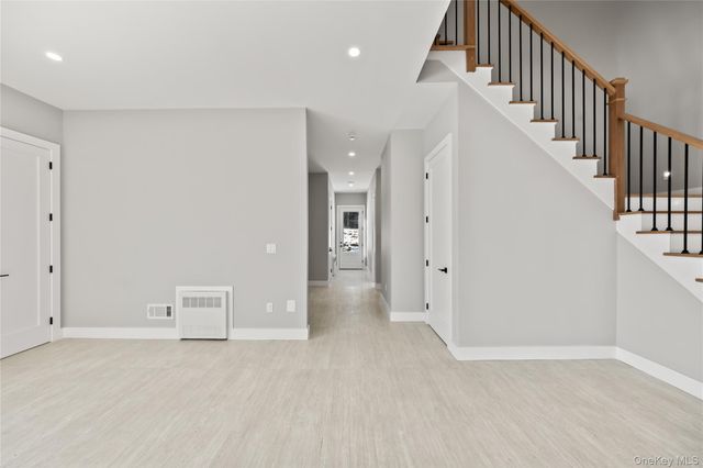 6 Argo Lane, Monsey, NY 10977