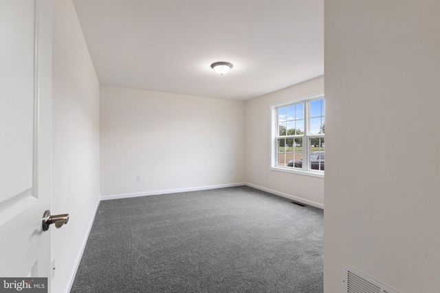 602 N WINDING BROOKE DR, Seaford, DE 19973