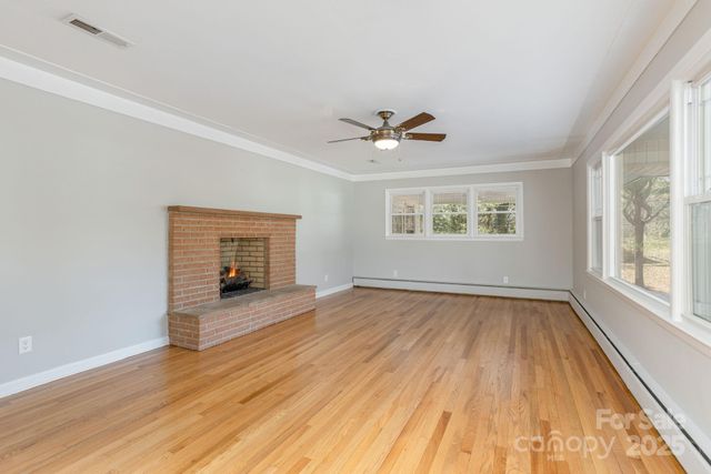 290 Crabapple Hill Lane, Hendersonville, NC 28792