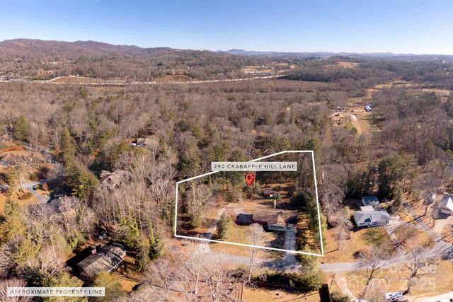 290 Crabapple Hill Lane, Hendersonville, NC 28792