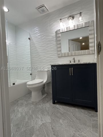 18859 NW 86th Ave 3305, Hialeah, FL 33015