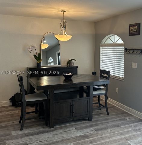 18859 NW 86th Ave 3305, Hialeah, FL 33015