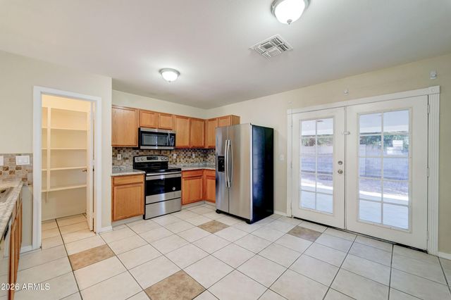 11837 W ROSEWOOD Drive, El Mirage, AZ 85335