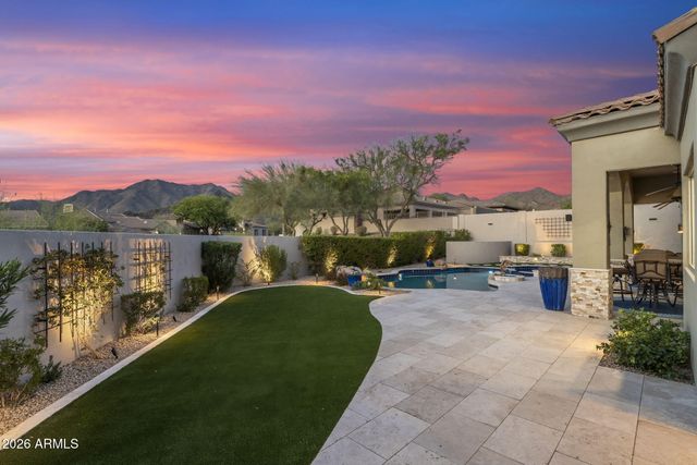 10952 E KORA Lane, Scottsdale, AZ 85255