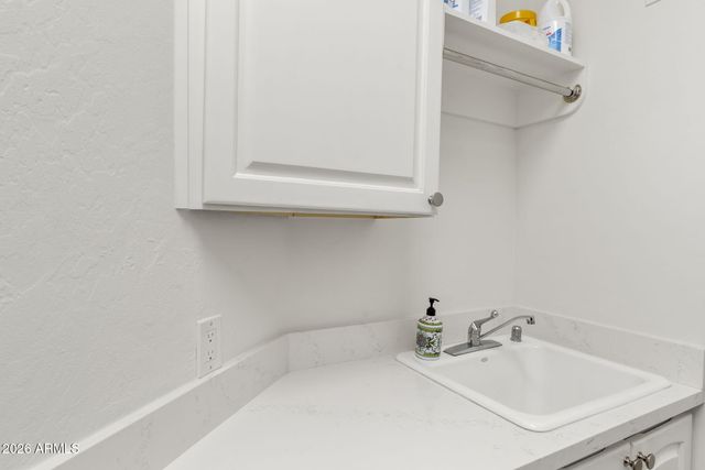 10952 E KORA Lane, Scottsdale, AZ 85255