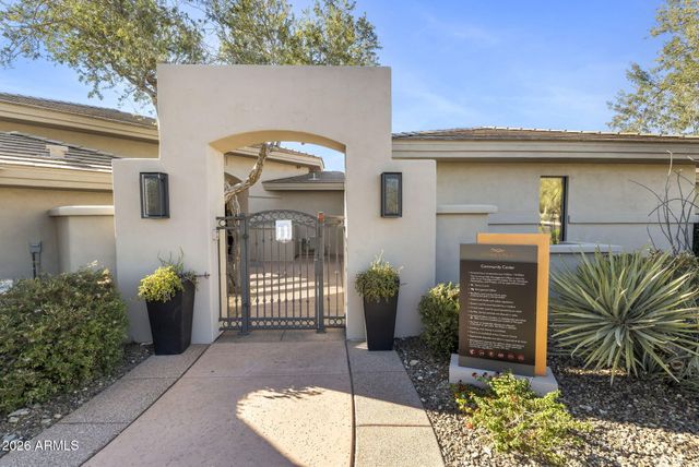 10952 E KORA Lane, Scottsdale, AZ 85255