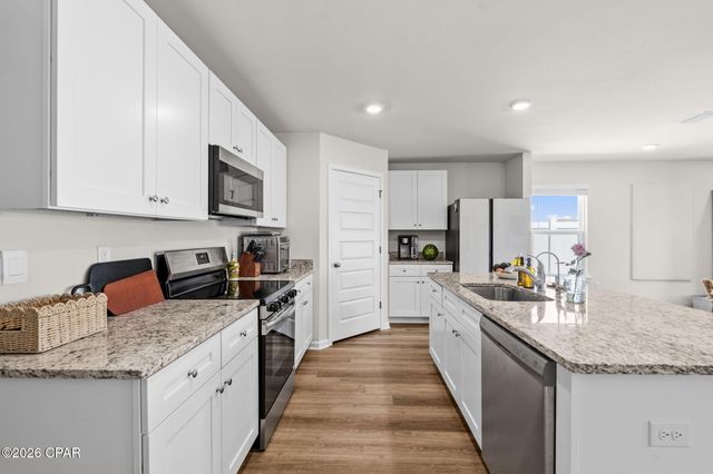 7066 GEORGE DAY Lane, Panama City, FL 32404