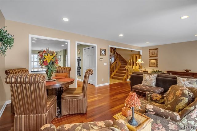 122 Hidden Ridge Common, Amherst, NY 14221