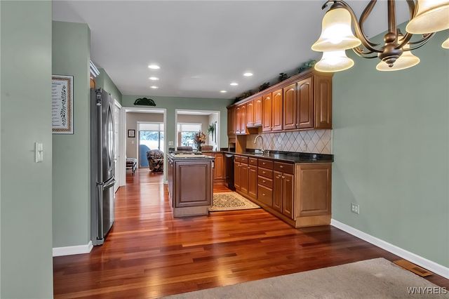 122 Hidden Ridge Common, Amherst, NY 14221