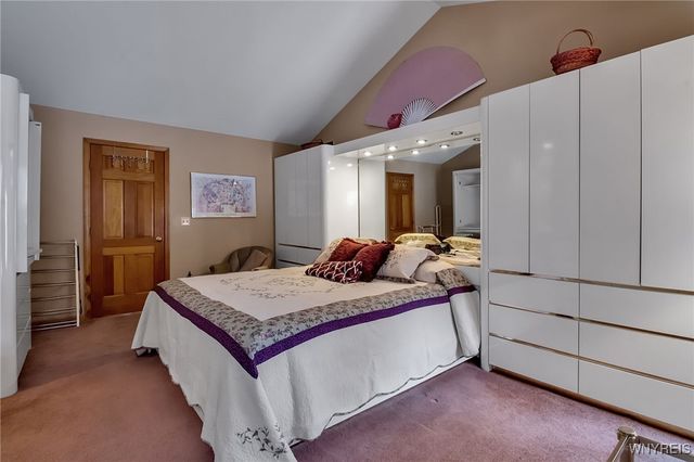 122 Hidden Ridge Common, Amherst, NY 14221