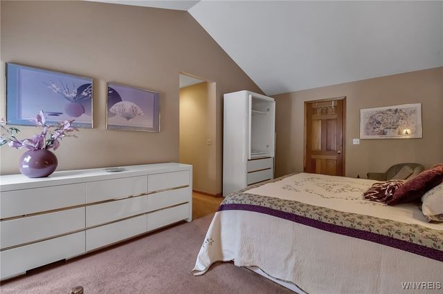 122 Hidden Ridge Common, Amherst, NY 14221