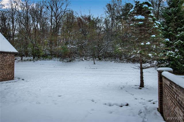 122 Hidden Ridge Common, Amherst, NY 14221