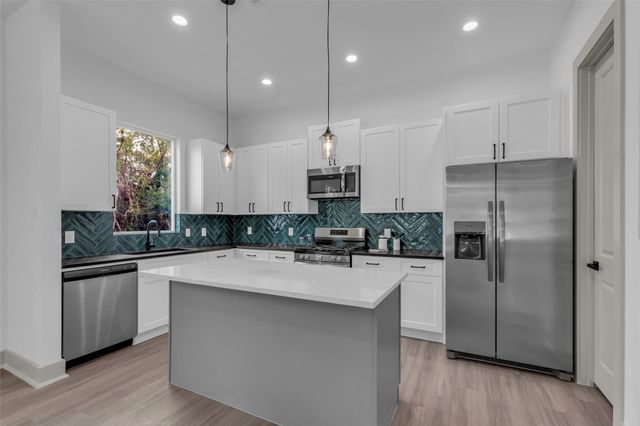 5302 Kindred Garden Lane A, Houston, TX 77091