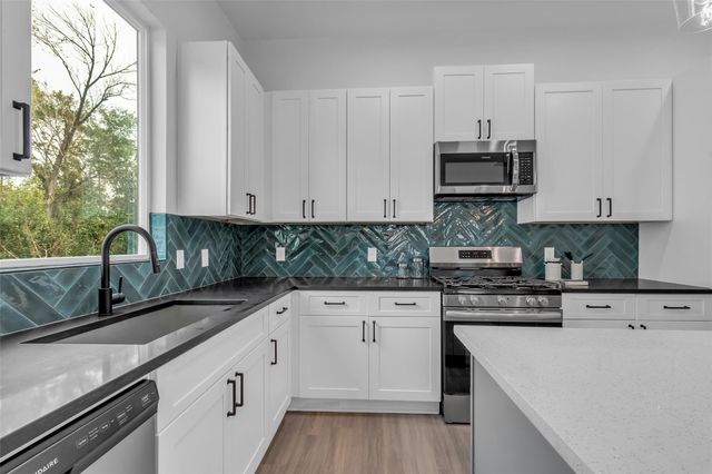 5302 Kindred Garden Lane A, Houston, TX 77091