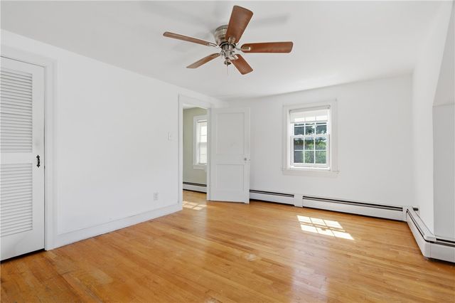 30 Hopkins Terrace, Cumberland, RI 02864