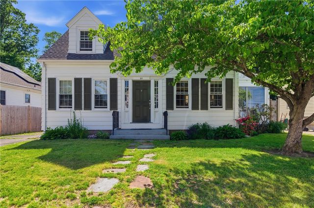 30 Hopkins Terrace, Cumberland, RI 02864