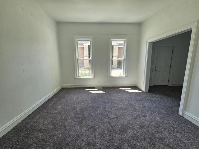 609 N Memorial DRIVE, Racine, WI 53404