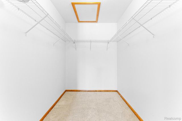 210 Marigold Circle, Westland, MI 48185