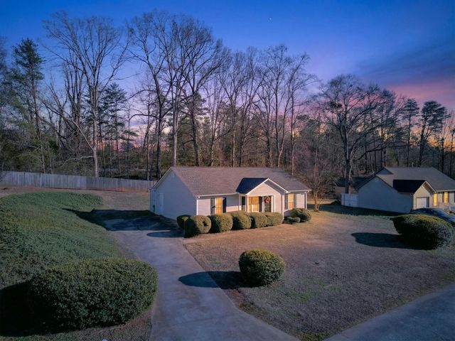 544 Holly Run Court, Spartanburg, SC 29303