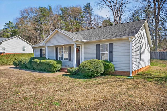 544 Holly Run Court, Spartanburg, SC 29303